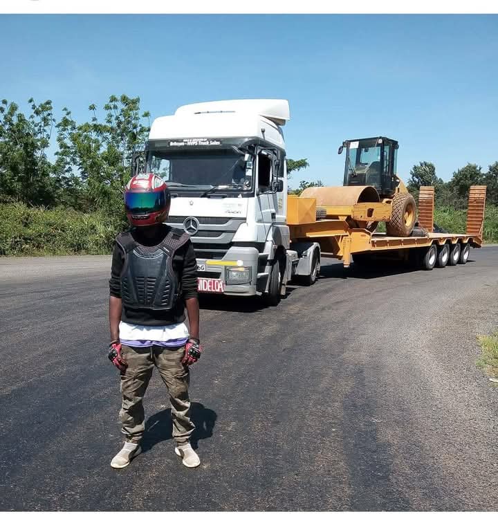 Low loader